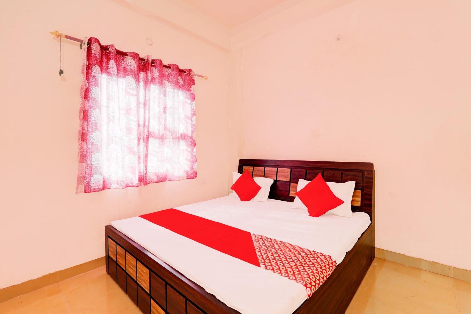 Oyo Flagship Shine Hotel Chinhat Экстерьер фото