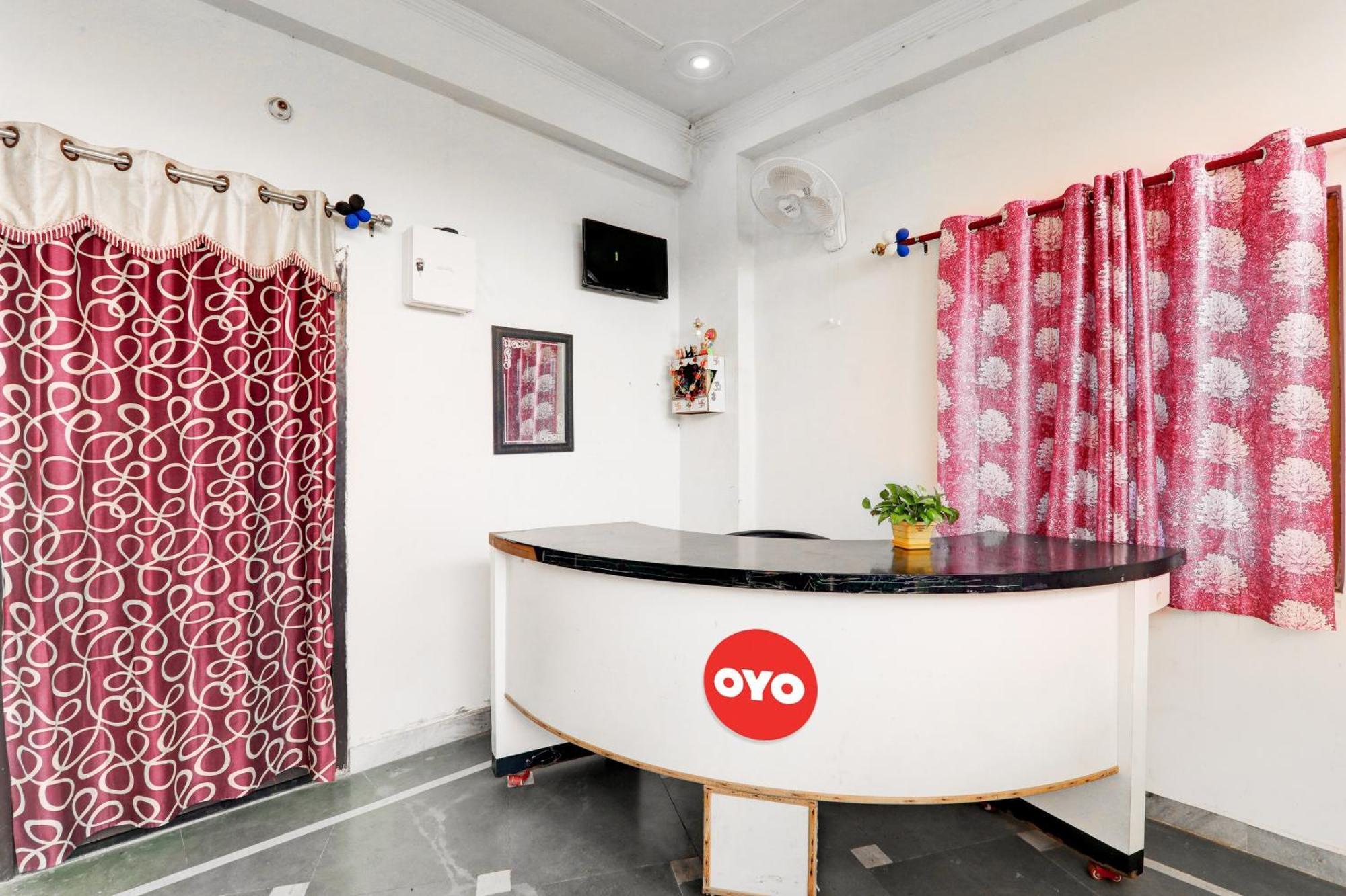Oyo Flagship Shine Hotel Chinhat Экстерьер фото
